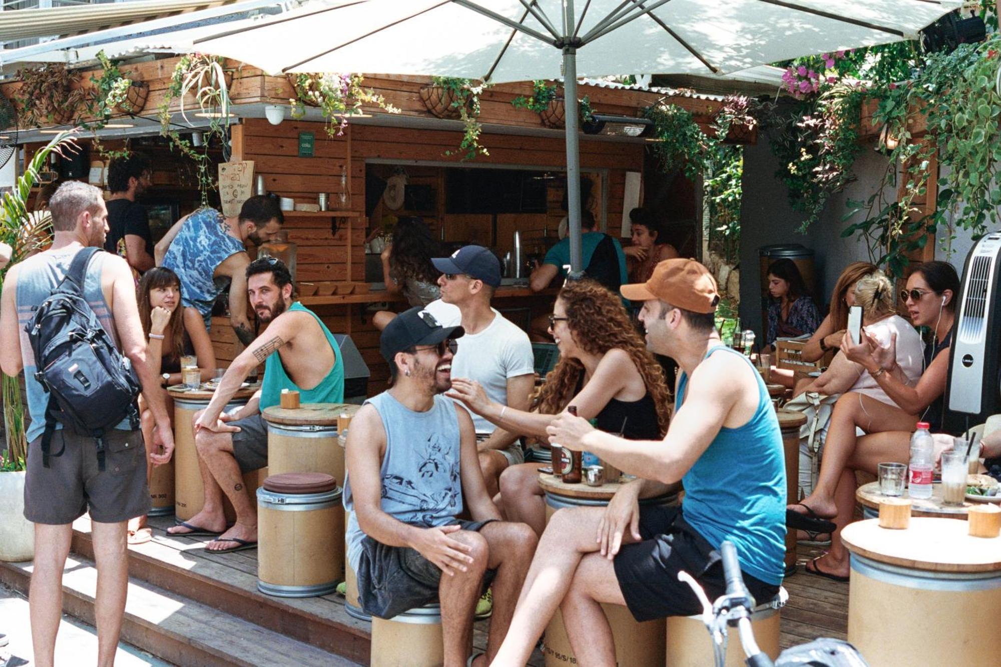 Wom Beach Pod Hotel - A Member Of Brown Hotels Тель-Авив Экстерьер фото